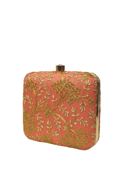 Clutch coral bordado - Imagen 4