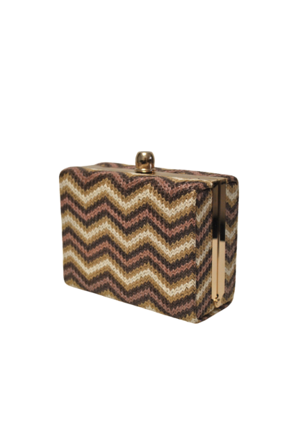 Bolso clutch rafia geometrica