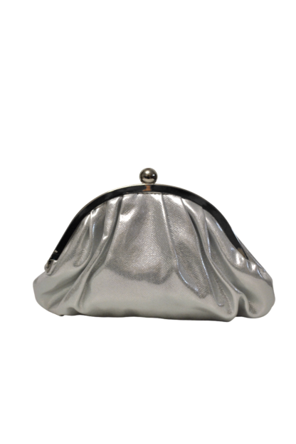 Bolso clutch saco plateado